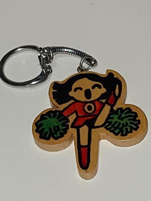送料無料/木製チアリーダーのキーホルダー < 男性ファッション  送料無料/木製チアリーダーのキーホルダー  < 男性ファッションの