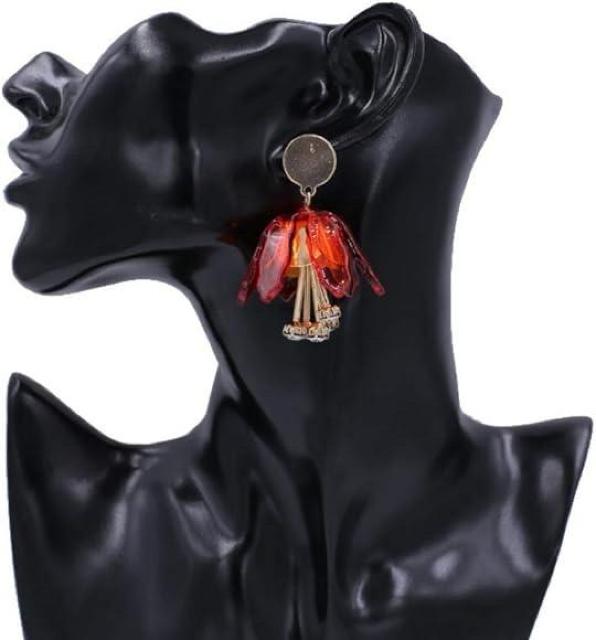 クリアフラワーピアス【新品未使用】赤×ゴールド●大振りピアス フラワーピアス ドロップ 花 < 女性アクセサリー/時計 クリアフラワーピアス【新品未使用】赤×ゴールド●大振りピアス フラワーピアス ドロップ 花 < 女性アクセサリー/時計の