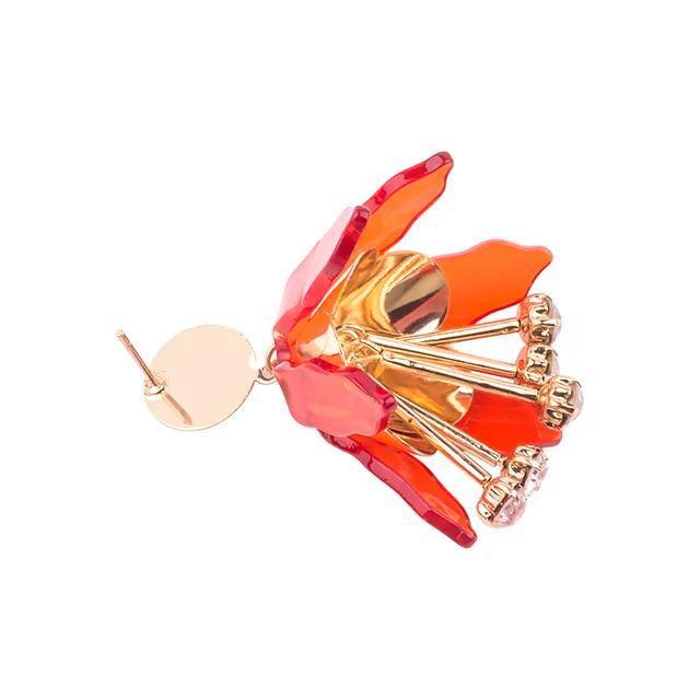 クリアフラワーピアス【新品未使用】赤×ゴールド●大振りピアス フラワーピアス ドロップ 花 < 女性アクセサリー/時計 クリアフラワーピアス【新品未使用】赤×ゴールド●大振りピアス フラワーピアス ドロップ 花 < 女性アクセサリー/時計の