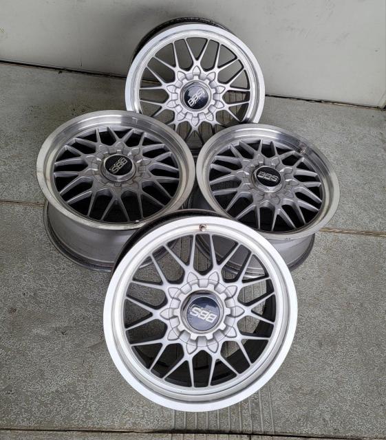 BBS 鍛造 RG136 RG137ホイール17インチPCD114.3 5穴8J 9J+45/+40 ハブ60ホイールのみ4本 < 自動車/バイク BBS 鍛造 RG136 RG137ホイール17インチPCD114.3 5穴8J 9J+45/+40 ハブ60ホイールのみ4本 < 自動車/バイク