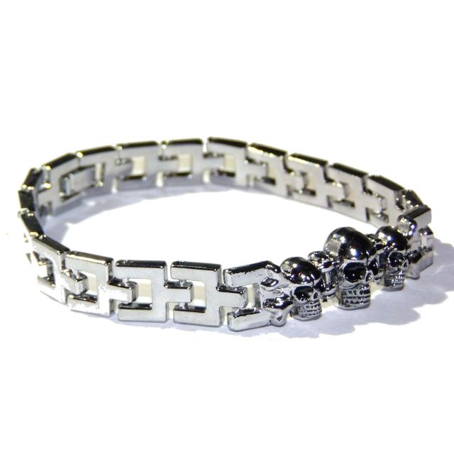 3連 スカル ガイコツ 骸骨 がいこつ ブレスレット メンズ < 男性アクセサリー/時計 3連 スカル ガイコツ 骸骨 がいこつ ブレスレット メンズ < 男性アクセサリー/時計の