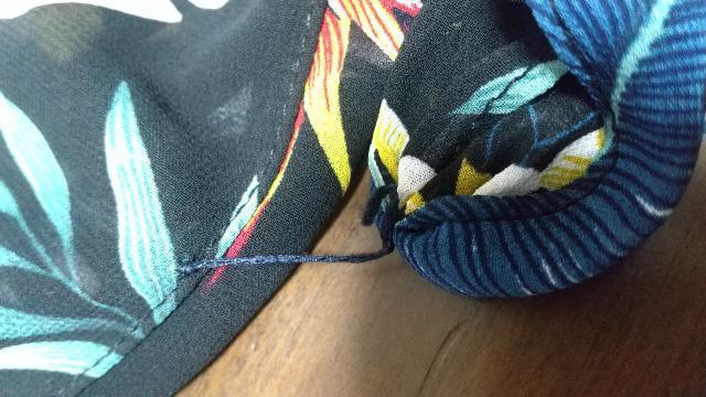 夏らしい総柄の透け半袖カーデ★Mサイズ★紐付き < 女性ファッション 夏らしい総柄の透け半袖カーデ★Mサイズ★紐付き < 女性ファッションの