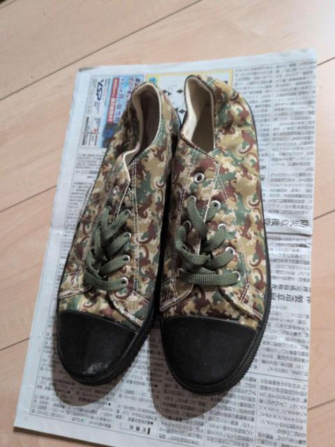 GODZILLAスニーカー27 cm < 男性ファッション GODZILLAスニーカー27 cm < 男性ファッションの