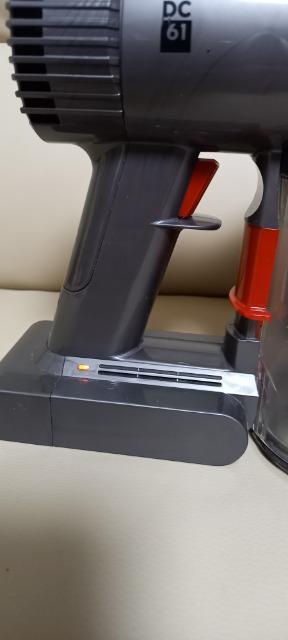 dyson DC61 ダイソン ハンディ掃除機 ジャンク < 家電/AV dyson DC61 ダイソン ハンディ掃除機 ジャンク < 家電/AVの