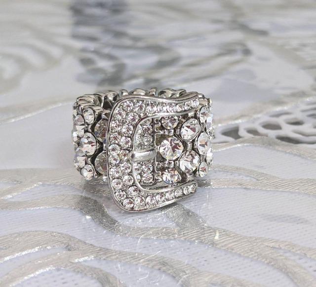 Madame Hiroko/マダムヒロコ/ビジューベルトデザインリング/“ビジュウ・ビジョー” /リング/フリーサイズ < 女性アクセサリー/時計 Madame Hiroko/マダムヒロコ/ビジューベルトデザインリング/“ビジュウ・ビジョー” /リング/フリーサイズ < 女性アクセサリー/時計の