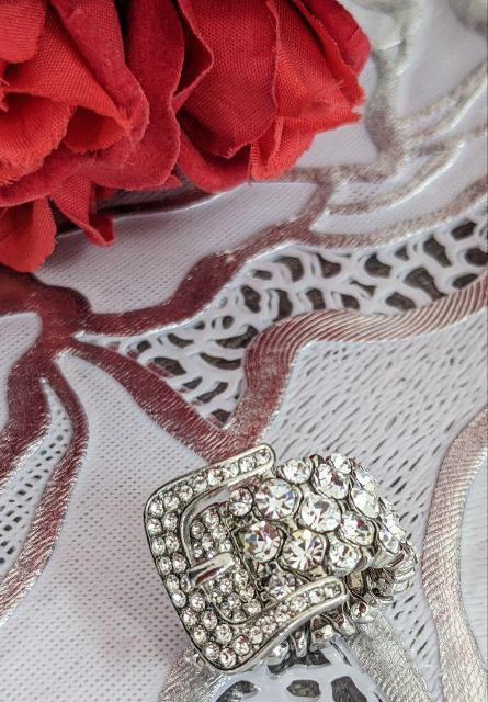 Madame Hiroko/マダムヒロコ/ビジューベルトデザインリング/“ビジュウ・ビジョー” /リング/フリーサイズ < 女性アクセサリー/時計 Madame Hiroko/マダムヒロコ/ビジューベルトデザインリング/“ビジュウ・ビジョー” /リング/フリーサイズ < 女性アクセサリー/時計の