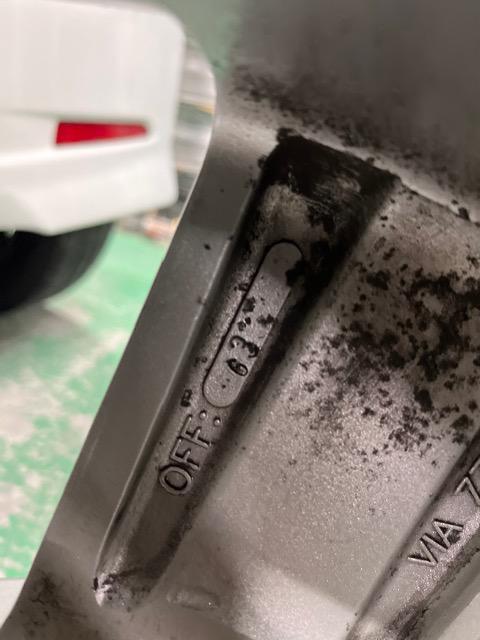 7071902)メルセデスベンツGクラスゲレンデヴァーゲン取り外し18インチ社外アルミホイール4本セットPCD130-5H送料無料 < 自動車/バイク 7071902)メルセデスベンツGクラスゲレンデヴァーゲン取り外し18インチ社外アルミホイール4本セットPCD130-5H送料無料 < 自動車/バイク