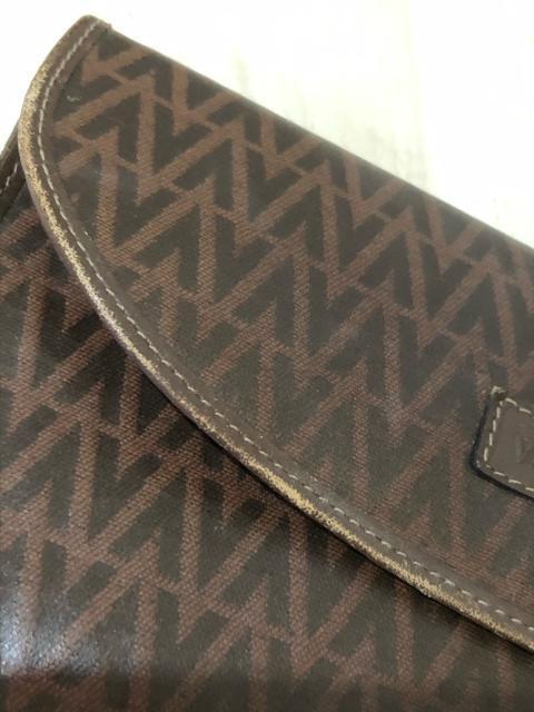 M VALENTINO 長財布 本物 レア物 < ブランド M VALENTINO 長財布 本物 レア物 < ブランドの