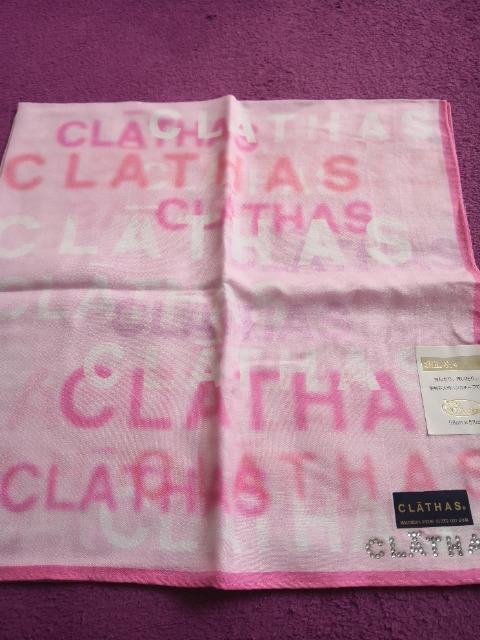 レア 新品 CLATHAS クレイサス 大判 ハンカチ ピンク ロゴ < ブランド  レア 新品 CLATHAS クレイサス 大判 ハンカチ ピンク ロゴ  < ブランドの