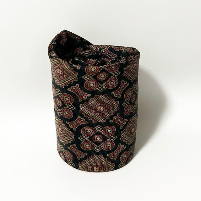 美品 FENDI フェンディ ネクタイ 花 柄 シルク < ブランド 美品 FENDI フェンディ ネクタイ 花 柄 シルク < ブランドの