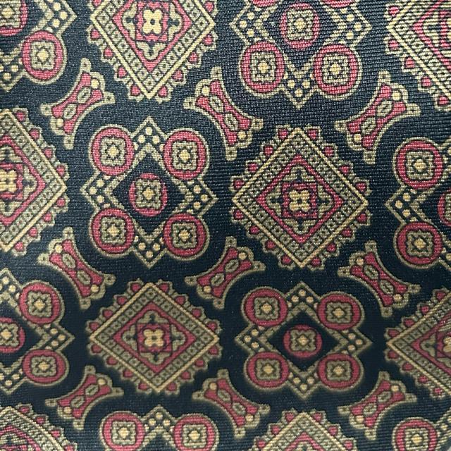 美品 FENDI フェンディ ネクタイ 花 柄 シルク < ブランド 美品 FENDI フェンディ ネクタイ 花 柄 シルク < ブランドの