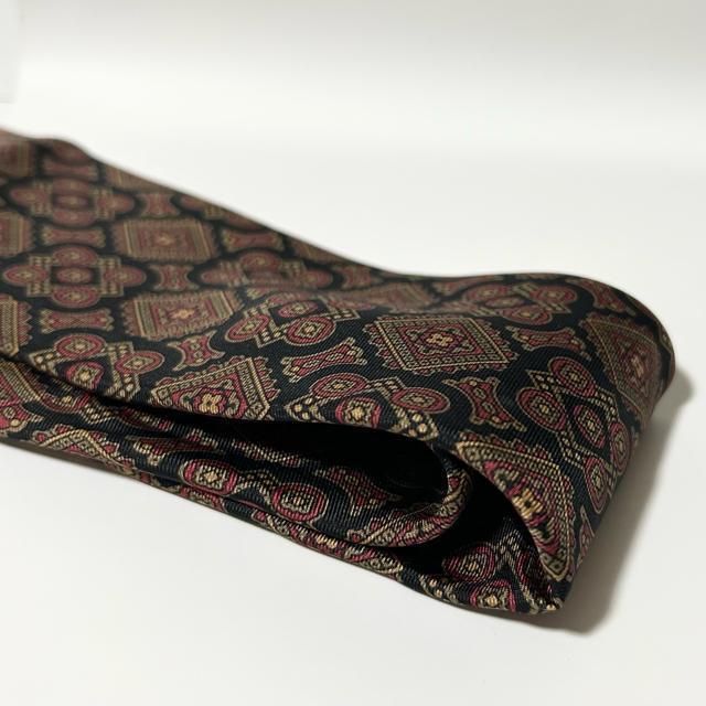 美品 FENDI フェンディ ネクタイ 花 柄 シルク < ブランド 美品 FENDI フェンディ ネクタイ 花 柄 シルク < ブランドの