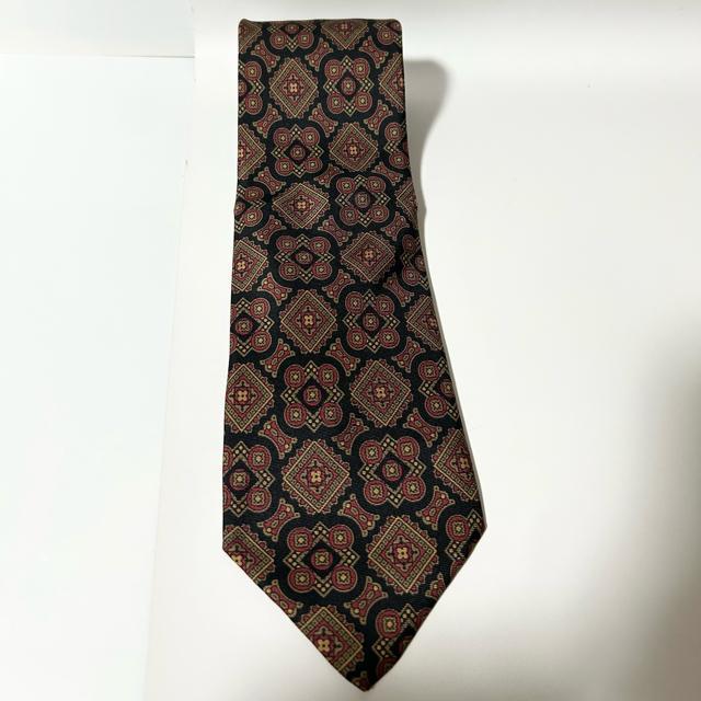 美品 FENDI フェンディ ネクタイ 花 柄 シルク < ブランド 美品 FENDI フェンディ ネクタイ 花 柄 シルク < ブランドの