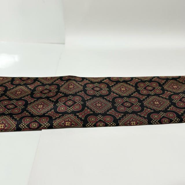 美品 FENDI フェンディ ネクタイ 花 柄 シルク < ブランド 美品 FENDI フェンディ ネクタイ 花 柄 シルク < ブランドの