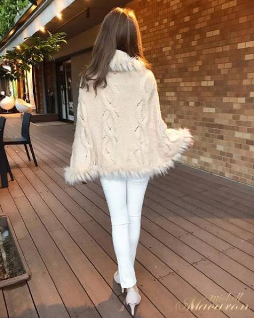 激レア☆MichellMacaron☆タートルネックニットポンチョ☆ベージュ☆S☆新品 < ブランド  激レア☆MichellMacaron☆タートルネックニットポンチョ☆ベージュ☆S☆新品 < ブランドの