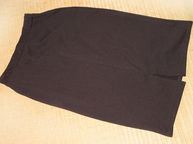シンプル*ストレートタイトスカート*スリット入(ブラック) < 女性ファッション  シンプル*ストレートタイトスカート*スリット入(ブラック) < 女性ファッションの