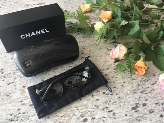 ★正規品★CHANEL★カメリアサングラス★グラデュエーションレンズ★ < ブランド  ★正規品★CHANEL★カメリアサングラス★グラデュエーションレンズ★ < ブランドの