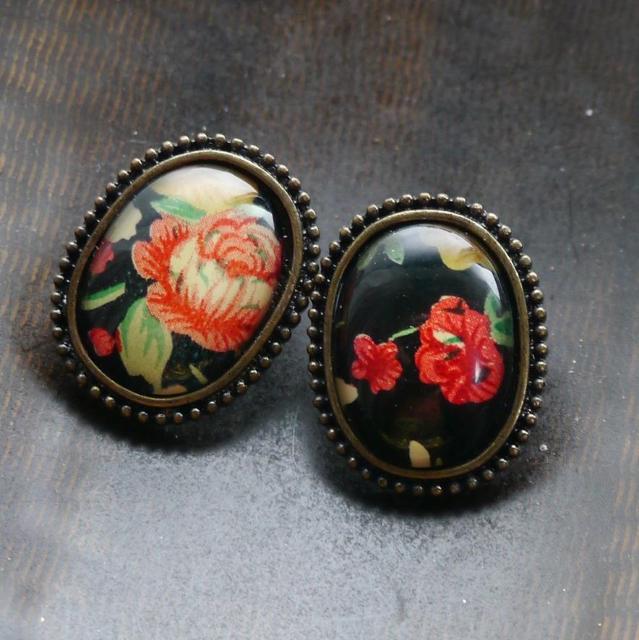 新品 ゴスロリ姫系 アンティーク調ヴィクトリアン花柄ピアス < 女性アクセサリー/時計 新品 ゴスロリ姫系 アンティーク調ヴィクトリアン花柄ピアス < 女性アクセサリー/時計の