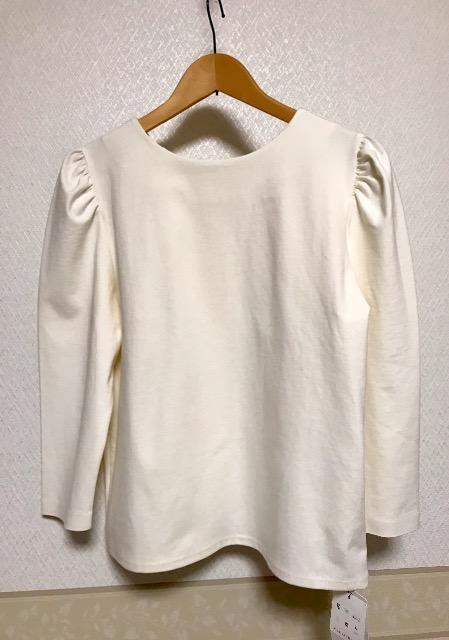 衣類 2way パール付き 肩ふんわりカットソー 白 未使用タグ付き < 女性ファッション 衣類 2way パール付き 肩ふんわりカットソー 白 未使用タグ付き < 女性ファッションの
