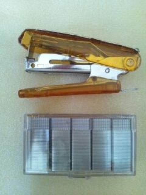 ミニホッチキス替え針付き◆ < 女性ファッション ミニホッチキス替え針付き◆ < 女性ファッションの