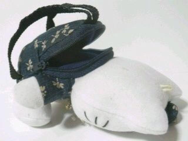 【キティ】可愛い♪とんぼ柄 リュック小物入 ぬいぐるみ < おもちゃ 【キティ】可愛い♪とんぼ柄 リュック小物入 ぬいぐるみ < おもちゃの