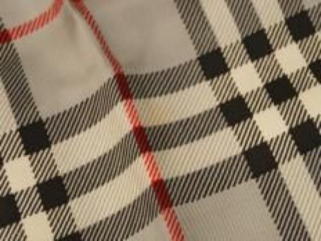 本物BURBERRY バーバリーチェック貴重なシルクマフラー < ブランド  本物BURBERRY バーバリーチェック貴重なシルクマフラー < ブランドの