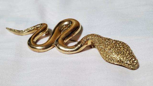 正規 限定 Dior ラグジュアリー スネークブローチ ゴールド×パヴェストーン 蛇 12cm エクストララージXL ネックレス○ < ブランド  正規 限定 Dior ラグジュアリー スネークブローチ ゴールド×パヴェストーン 蛇 12cm エクストララージXL ネックレス○  < ブランドの