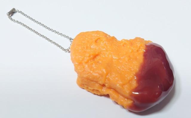 チキンナゲット(ソース付)&フライドポテト ボールチェーン付き ストラップ★ < ホビー チキンナゲット(ソース付)&フライドポテト ボールチェーン付き ストラップ★ < ホビーの