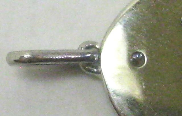 極美品 Pt999 純プラチナ ペンダント ダイヤ3ヶ 0.05ct 薔薇柄 < 女性アクセサリー/時計  極美品 Pt999 純プラチナ ペンダント ダイヤ3ヶ 0.05ct 薔薇柄 < 女性アクセサリー/時計の