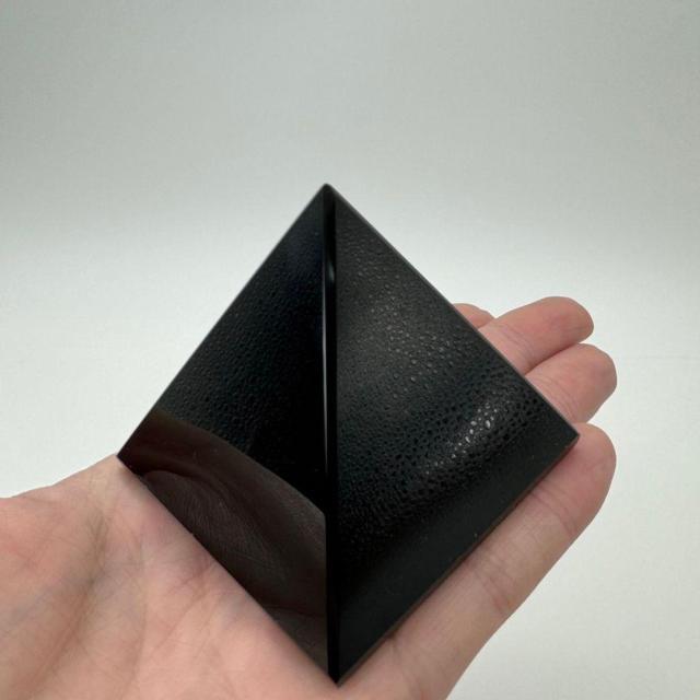 オルゴナイト 闇夜の聖石 黒曜石 置物 ストーン 生命エネルギー < インテリア/ライフ オルゴナイト 闇夜の聖石 黒曜石 置物 ストーン 生命エネルギー < インテリア/ライフの