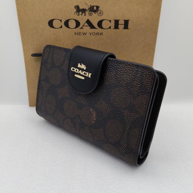 �V�iCOACH�@�R�[�` ��܂���z �V�O�l�`���[ �R�[�e�b�h �L�����o�X �~�f�B�A�� �R�[�i�[ �W�b�v �E�H���b�g �� �u�����h�� 