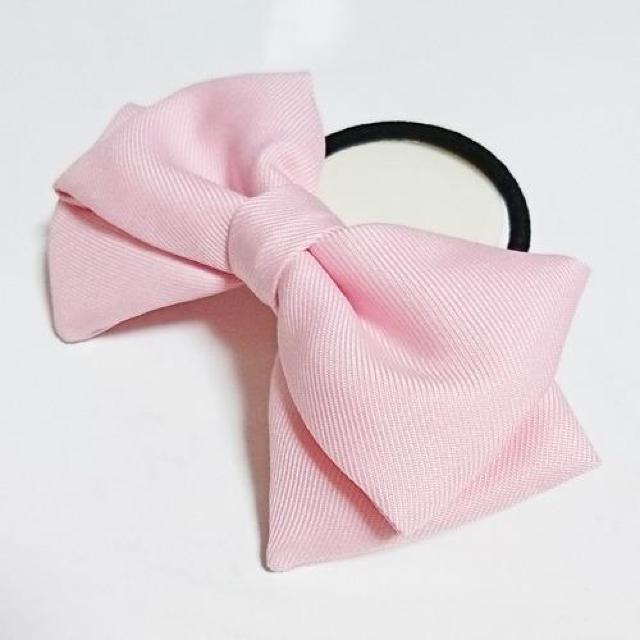 薄ピンク色リボン ヘアゴム 髪飾り コスプレ衣装小物 パステルピンク ハンドメイド シンプル 無地 < 女性アクセサリー/時計 薄ピンク色リボン ヘアゴム 髪飾り コスプレ衣装小物 パステルピンク ハンドメイド シンプル 無地 < 女性アクセサリー/時計の
