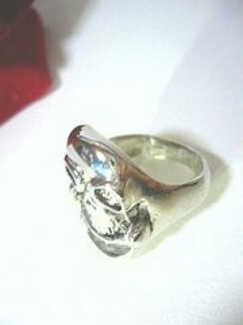 【プラチナ加工】雑誌掲載芸能人多数愛用♪スカルリング < 男性アクセサリー/時計 【プラチナ加工】雑誌掲載芸能人多数愛用♪スカルリング < 男性アクセサリー/時計の