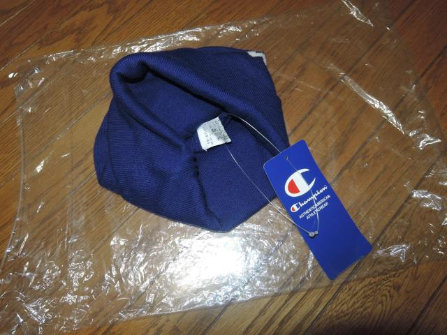 新品 Champion チャンピオン ニットキャップ ネイビー青 ロゴ LOGO ビーニー < ブランド  新品 Champion チャンピオン ニットキャップ ネイビー青 ロゴ LOGO ビーニー < ブランドの