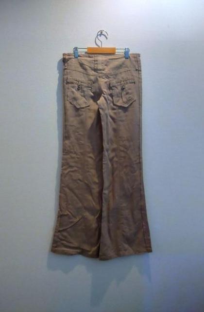 新品◆ブランシュール◆テンセル ベージュ サラサラ フレア パンツ サイス36 < 女性ファッション  新品◆ブランシュール◆テンセル ベージュ サラサラ フレア パンツ サイス36 < 女性ファッションの