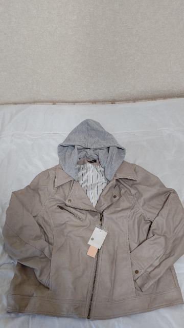 大きいサイズ★合皮フード付ライダースジャケット★3L★ < 女性ファッション  大きいサイズ★合皮フード付ライダースジャケット★3L★ < 女性ファッションの