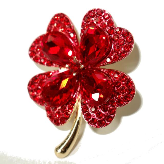ビッグサイズ 赤色 四葉のクローバー クローバー バッジ ブローチ ラペルピン ピンバッジ ラインストーン < 女性アクセサリー/時計 ビッグサイズ 赤色 四葉のクローバー クローバー バッジ ブローチ ラペルピン ピンバッジ ラインストーン < 女性アクセサリー/時計の