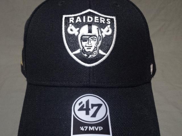 USA購入【47BRAND】NFL ラスベガス レイダース【Super Bowl XV】ロゴ刺繍入り キャップ < 男性ファッション  USA購入【47BRAND】NFL ラスベガス レイダース【Super Bowl XV】ロゴ刺繍入り キャップ < 男性ファッションの