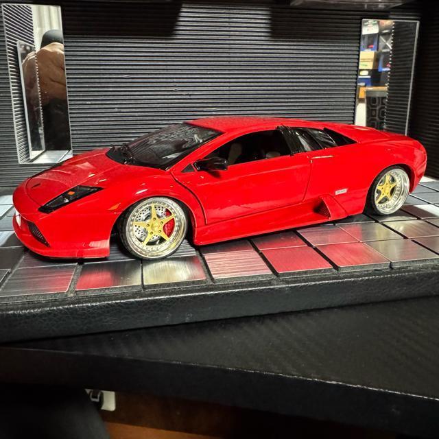Bburago 1/18 ランボルギーニ ムルシエラゴ(カスタム仕様)レッド < ホビー  Bburago 1/18 ランボルギーニ ムルシエラゴ(カスタム仕様)レッド < ホビーの