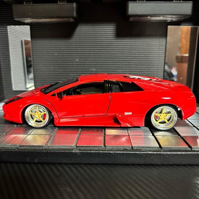 Bburago 1/18 ランボルギーニ ムルシエラゴ(カスタム仕様)レッド < ホビー  Bburago 1/18 ランボルギーニ ムルシエラゴ(カスタム仕様)レッド < ホビーの