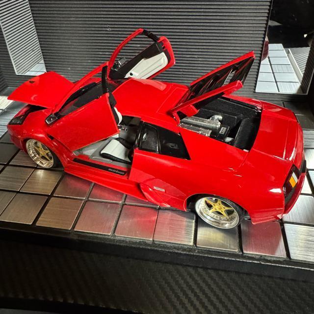 Bburago 1/18 ランボルギーニ ムルシエラゴ(カスタム仕様)レッド < ホビー  Bburago 1/18 ランボルギーニ ムルシエラゴ(カスタム仕様)レッド < ホビーの