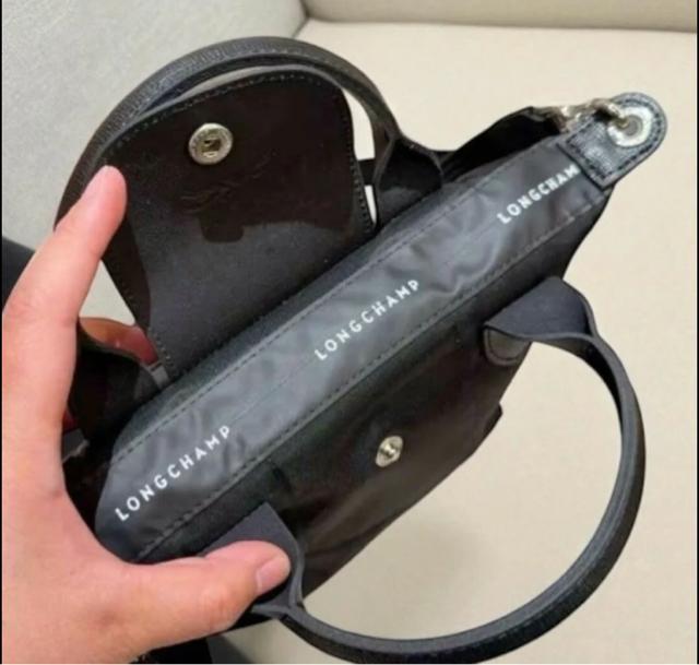 新品 ロンシャン ル プリアージュ エナジー XSショルダーバッグ ブラック < ブランド  新品 ロンシャン ル プリアージュ エナジー XSショルダーバッグ ブラック < ブランドの