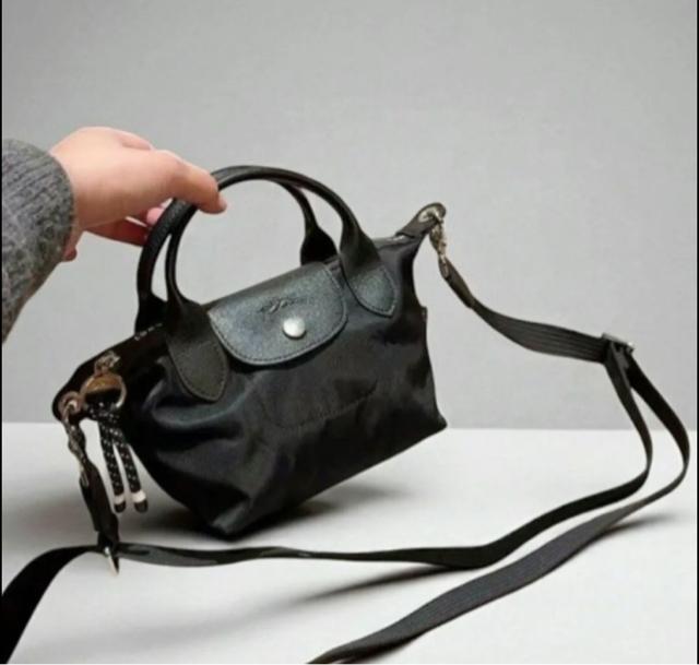 新品 ロンシャン ル プリアージュ エナジー XSショルダーバッグ ブラック < ブランド  新品 ロンシャン ル プリアージュ エナジー XSショルダーバッグ ブラック < ブランドの