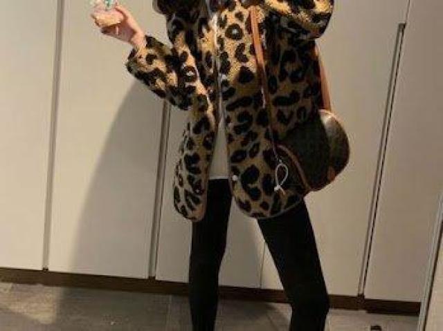 Ip[h {A m[J[ WPbg  t@bV 