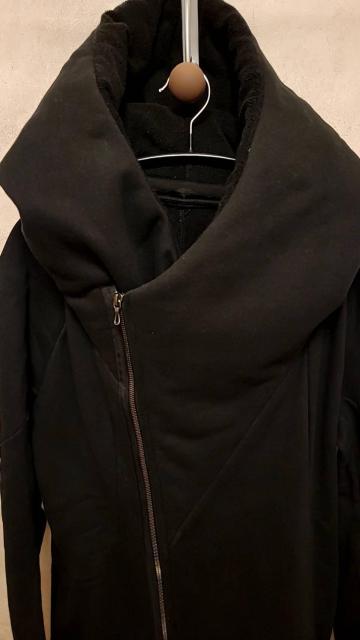 美品JULIUS×GORDINI ジオメトリックロングパーカー 1ユリウス ゴルディーニ < ブランド 美品JULIUS×GORDINI ジオメトリックロングパーカー 1ユリウス ゴルディーニ < ブランドの