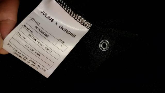 美品JULIUS×GORDINI ジオメトリックロングパーカー 1ユリウス ゴルディーニ < ブランド 美品JULIUS×GORDINI ジオメトリックロングパーカー 1ユリウス ゴルディーニ < ブランドの