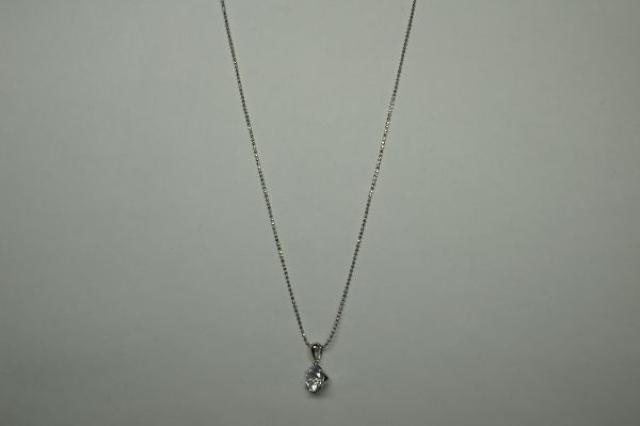 大粒キュービックジルコニア石ネックレス ペンダント トップ チェーン 可愛い キラキラ 綺麗 冠婚葬祭 シンプル イベント 休日 < 女性アクセサリー/時計  大粒キュービックジルコニア石ネックレス ペンダント トップ チェーン 可愛い キラキラ 綺麗 冠婚葬祭 シンプル イベント 休日 < 女性アクセサリー/時計の