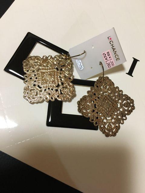L.CHANCEピアス*ゴールド×ブラック*ひし形*大ぶり*新品 < 女性アクセサリー/時計  L.CHANCEピアス*ゴールド×ブラック*ひし形*大ぶり*新品 < 女性アクセサリー/時計の