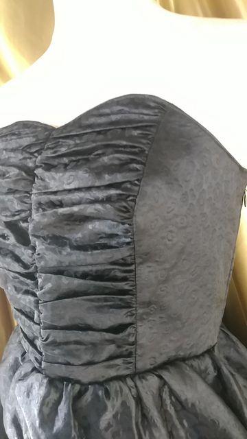 ★シュープリーム ララ★ベアトップワンピースドレス★¥26.250 < 女性ファッション ★シュープリーム ララ★ベアトップワンピースドレス★¥26.250 < 女性ファッションの