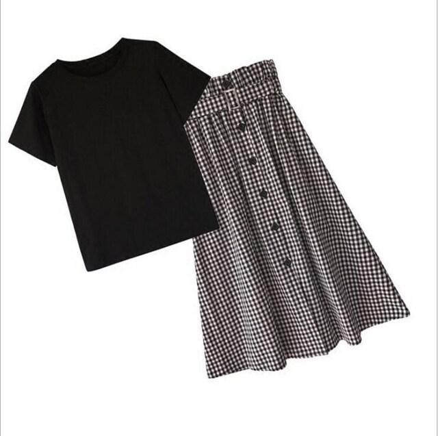 セットアップ 半袖/カジュアル コーデ/2点セットベルト付き < 女性ファッション  セットアップ 半袖/カジュアル コーデ/2点セットベルト付き < 女性ファッションの